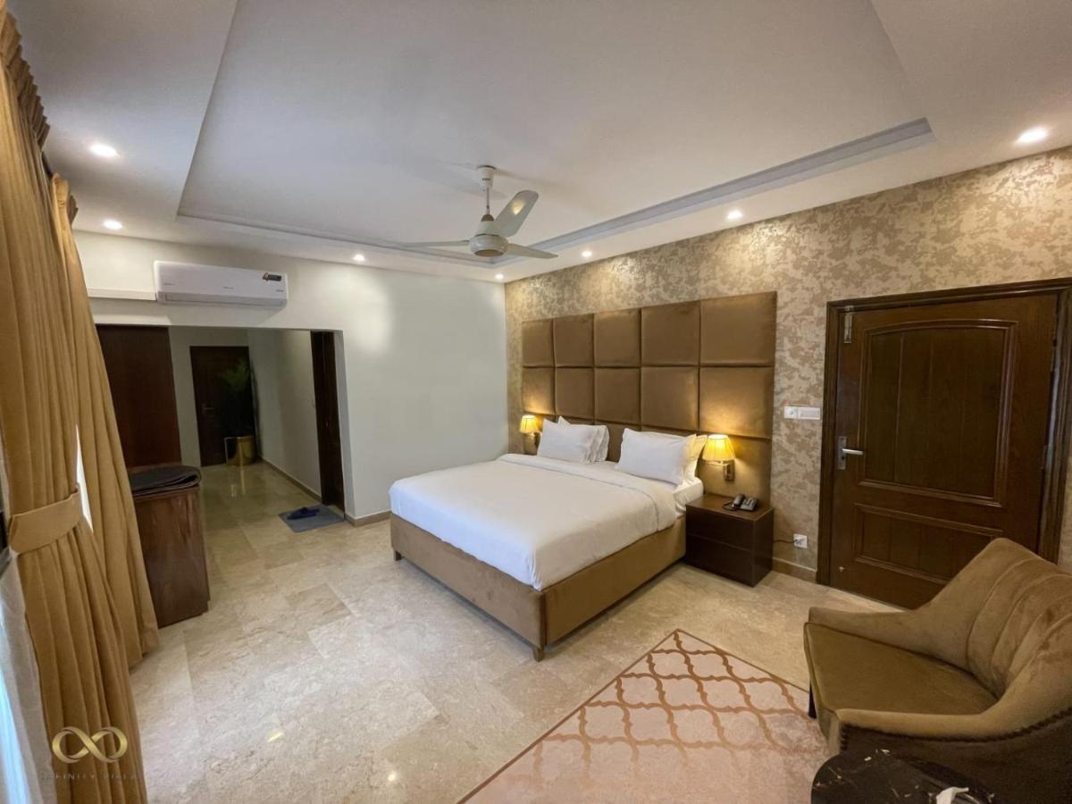 Infinity Villa Exclusive Islamabad Bagian luar foto