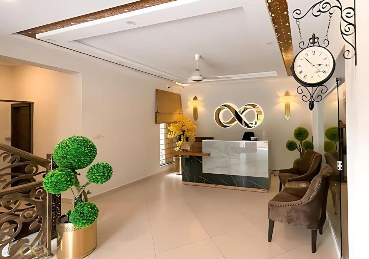 Infinity Villa Exclusive Islamabad Bagian luar foto